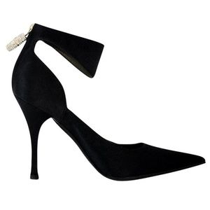 Gucci satin pumps size 36.5